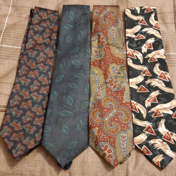 4 Mens Ties
